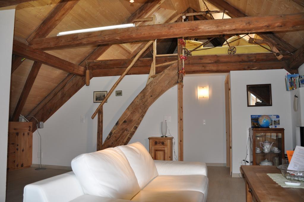Attika Wohnung 7546 Ardez 部屋 写真